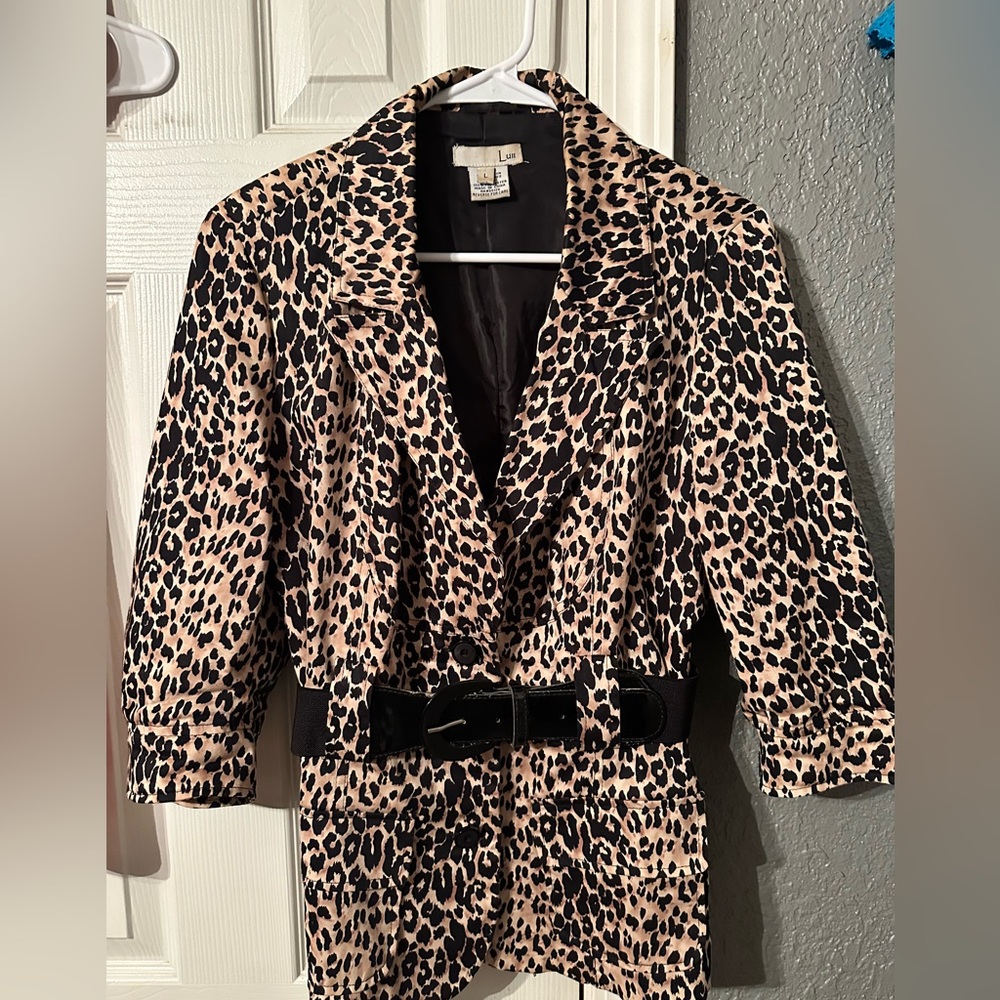 Leopard Print Women's blazer with belt